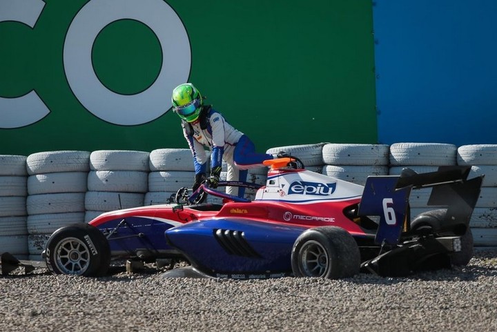 Kuriozita: Vo Formule 3 sa zrazil Schumacher s Fittipaldim